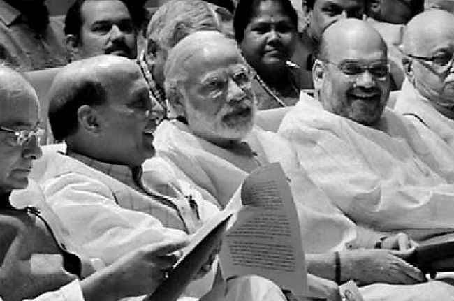 शासन का ‘गुजरात मॉडल’