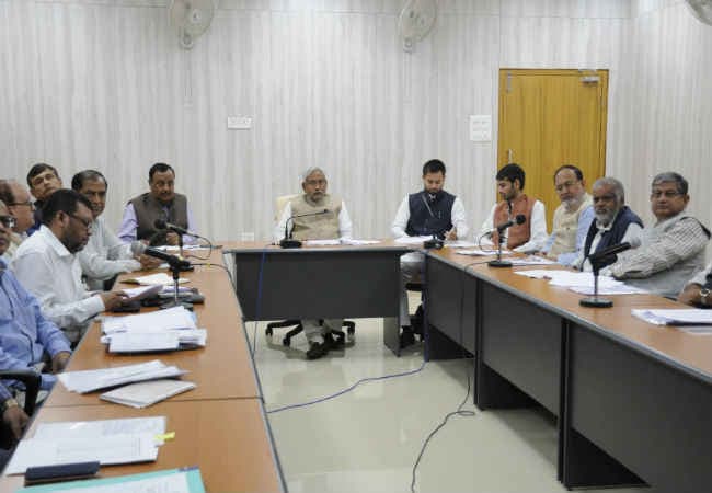 बिहार कैबिनेट का फैसला : पंचायत सरकार भवन के लिए 720 करोड़ रुपये स्वीकृत