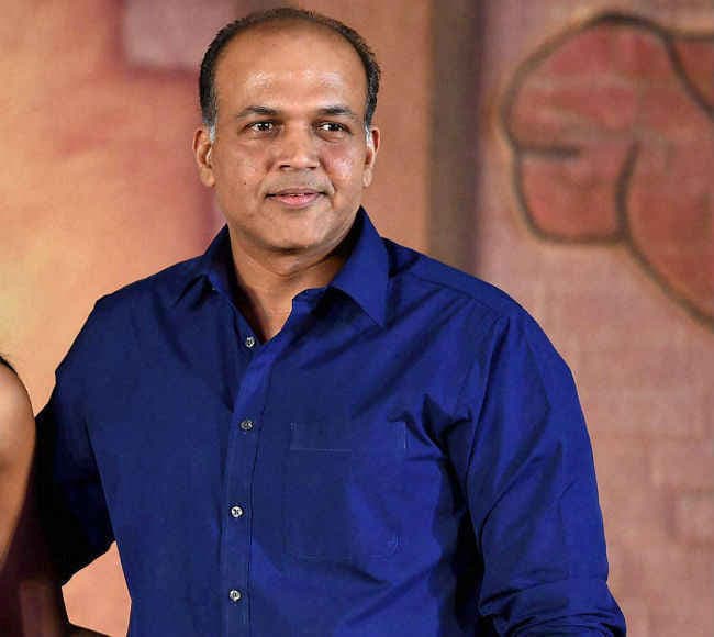 ‘मोहनजोदड़ो'' को लेकर बोले गोवारिकर,‘ ट्रेलर से जज ना करें, पहले रितिक और पूजा...''