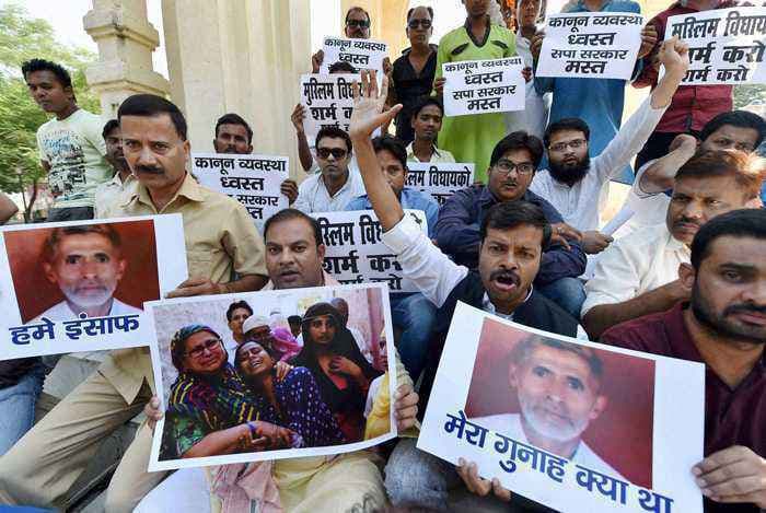 अखलाक के परिवार पर चलेगा गौ हत्या का केस