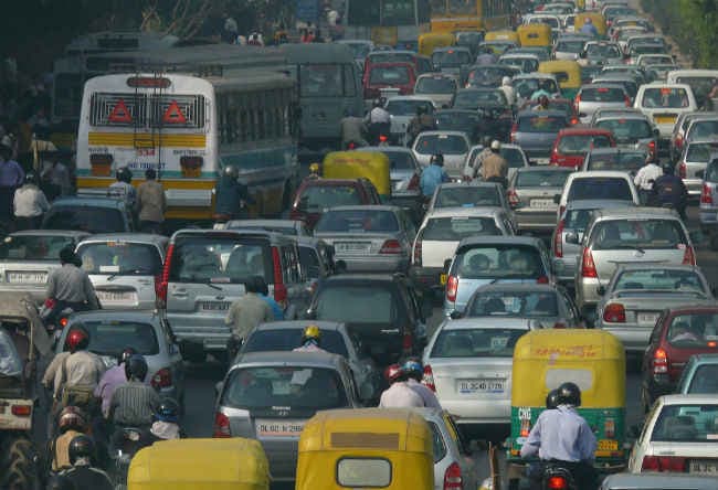 NGT ने 10 साल पुराने डीजल वाहनों का रजिस्ट्रेशन रद्द करने का दिया आदेश