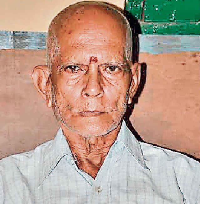 रघुवर दास के गुरु केदार मिश्र ने कहा, सोचा नहीं था जिसे पढ़ाया वह मुख्यमंत्री बन जायेगा