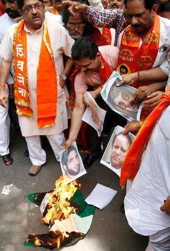 दिल्ली के जंतर मंतर पर लगे पाकिस्तान मुर्दाबाद के नारे, मनाया गया शौर्य दिवस