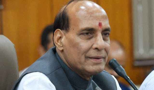 गुजरात सरकार ने तेजी से कार्रवाई की, कांग्रेस के तहत भी हुए हैं अत्याचार : राजनाथ