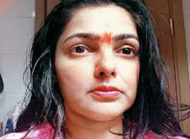 ममता कुलकर्णी ने एबीपी न्यूज की शीला रावल से बातचीत में पल्टे अपनी जिंदगी के पन्ने, पढ़ें पन्ना दर पन्ना