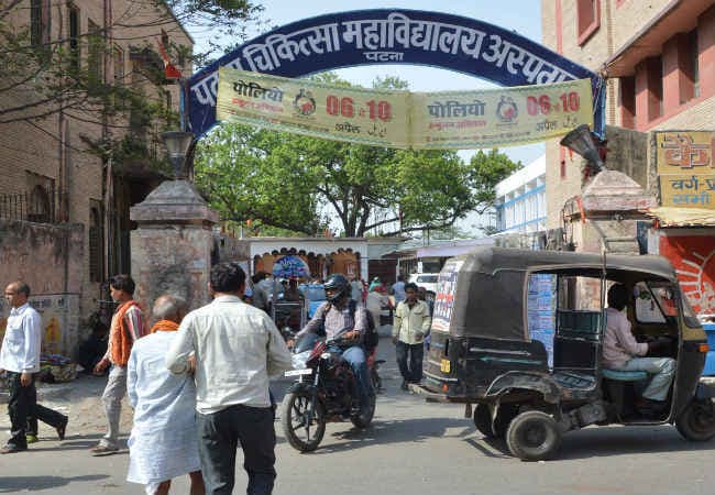 पति ने ही चढ़ा दिया था HIV पॉजिटिव खून, अस्पताल में तोड़ा दम