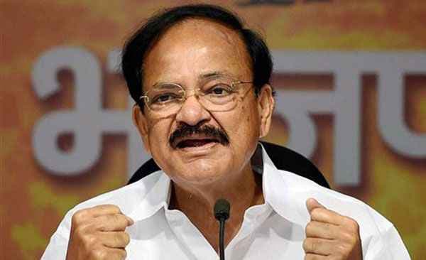 भाजपा ने कहा - राहुल का गुजरात दौरा राजनीतिक तीर्थयात्रा