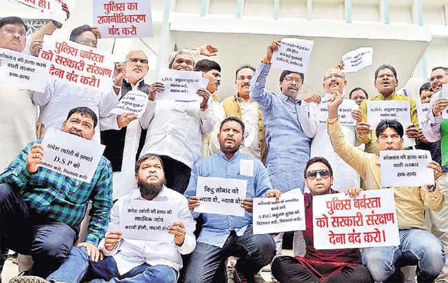 झारखंड विस : ADG अनुराग गुप्ता पर JMM का हंगामा, कार्यवाही ठप