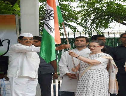 लुभावने वादों के सहारे कानपुर पहुंची कांग्रेस की यात्रा, जाति आधारित राजनीति नहीं करने की बात