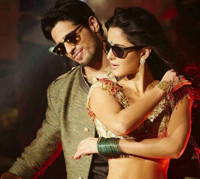 ‘चिकनी चमेली'' लुक में कैटरीना, ‘काला चश्‍मा'' पहन सिद्धार्थ संग लगाये ठुमके...