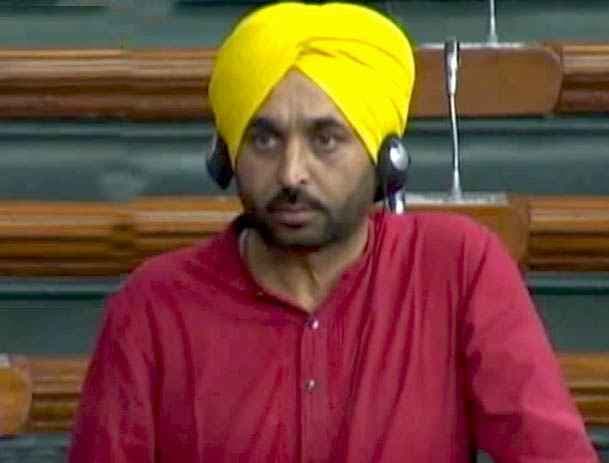 संसद सुरक्षा भंग वीडियो मामला : भगवंत मान ने लोकसभा कमेटी के सामने रखा पक्ष, सोमवार को फिर होगी पेशी