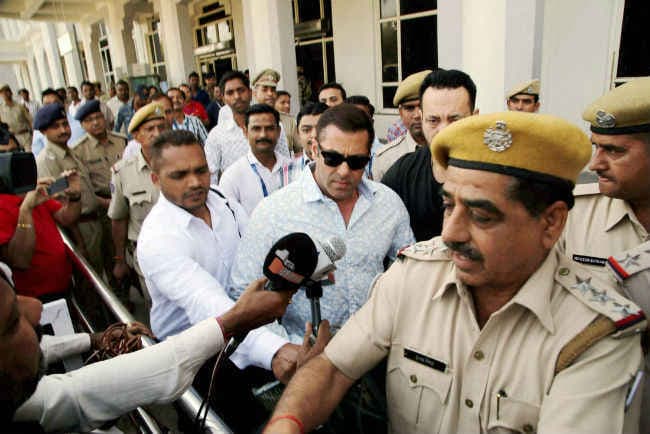 चिंकारा मामला: राजस्‍थान के गृहमंत्री ने कहा,‘...तो दुलानी को सुरक्षा उपलब्ध करायेगी सरकार''