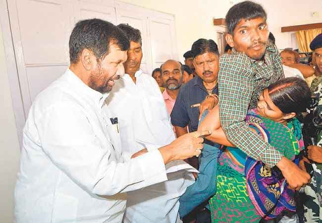 शराबबंदी पर नीतीश-लालू कर रहे हैं नौटंकी : पासवान