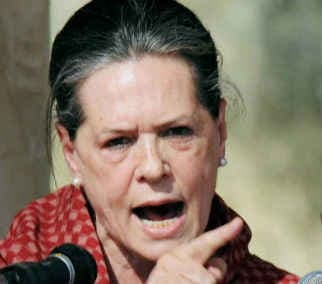 मोदी की नगरी में सोनिया का रोड शो आज