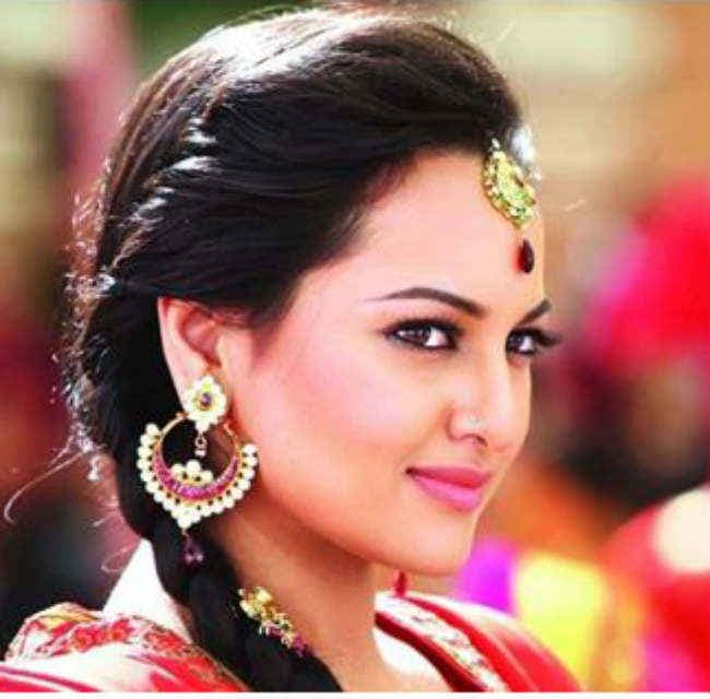 सलमान से झगड़े पर सोनाक्षी की चुप्पी