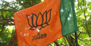 भाजपा ने की अखिलेश सरकार को बरखास्त करने की मांग