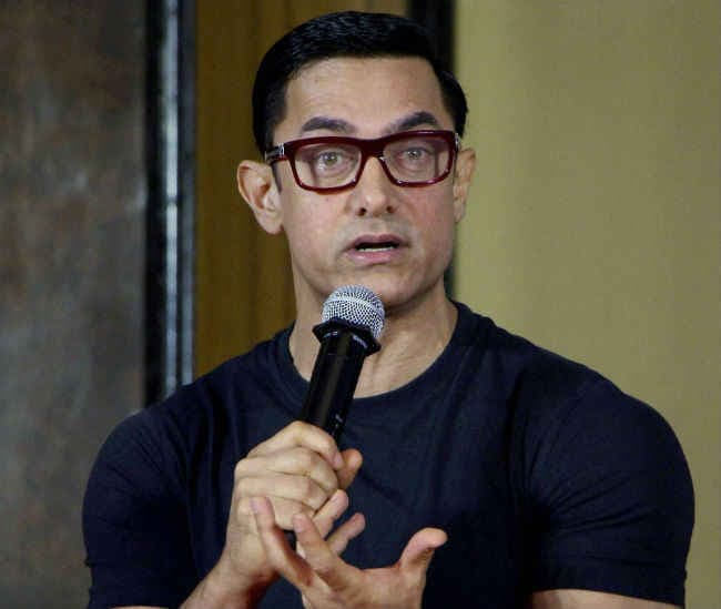 आमिर की वजह से रहमान, प्रसून ने छोड़ी ''सी‍क्रेट सुपरस्‍टार''!