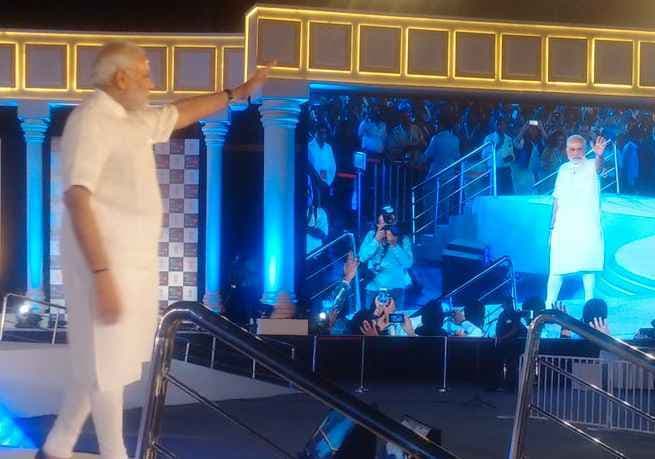 #townhall फर्जी गौरक्षकों पर गुस्से में हैं प्रधानमंत्री नरेंद्र मोदी, गिर सकती है गाज