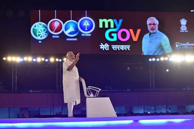 बोले पीएम नरेंद्र मोदी- गोरक्षा के नाम पर चल रही दुकान, करें  बेनकाब