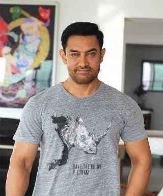 अभिनेता आमिर खान के बारे में टिप्पणी पर अपने रुख पर कायम हैं पर्रिकर