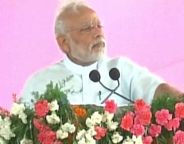 "गोरक्षकों" को प्रधानमंत्री का कड़ा संदेश : क्या है मायने ?