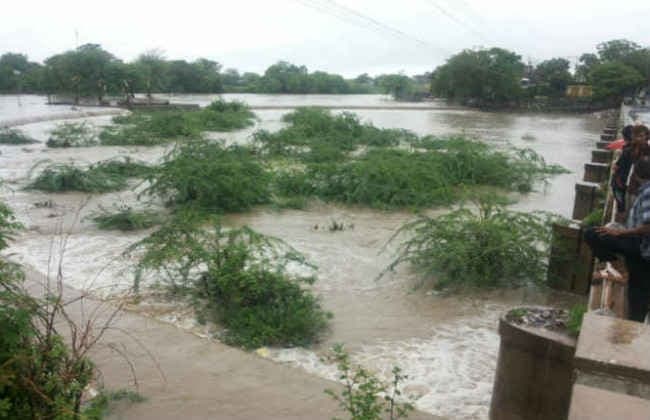कोसी सहित तमाम बिहार की प्रमुख नदियां उफान पर, छह जिलों में 18 वरिष्ठ अभियंताओं की तैनाती