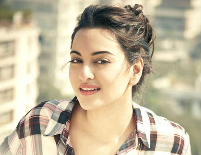 सगाई की खबरों पर सोनाक्षी ने तोड़ी चुप्‍पी, जानें कौन हैं बंटी सचदेव ?