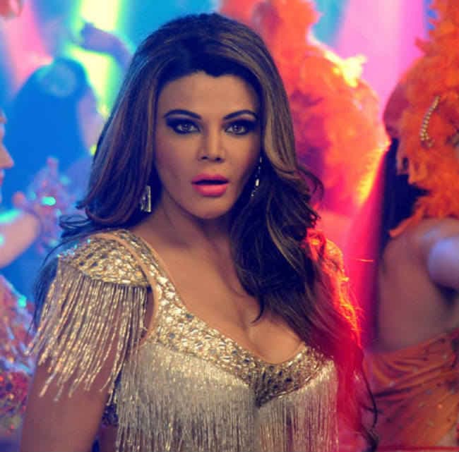 आखिरकार पीएम मोदी की तस्‍वीर वाली ड्रेस को लेकर राखी सावंत ने दिया बयान, ये कहा ?