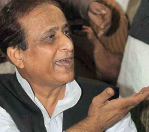 शाहरुख को रोके जाने पर आजम ने कहा, मुस्लिम जाएं तो जाएं कहां