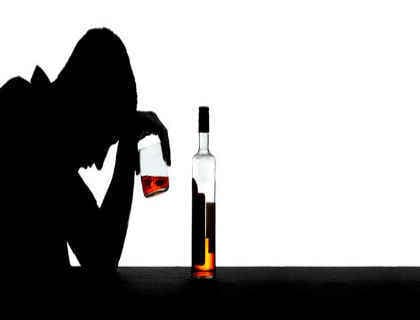 बिहार : बेतिया में जहरीली पीने से तीन की मौत