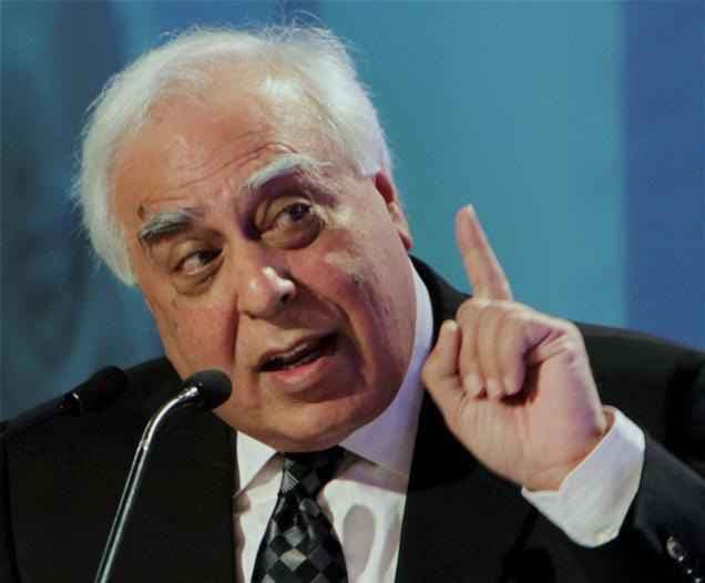 संसद में प्रधानमंत्री की अनुपस्थिति को बड़ा मुद्दा बनायेगी कांग्रेस