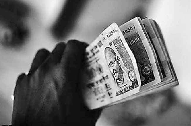 टैक्स से आजादी, हुई बरबादी