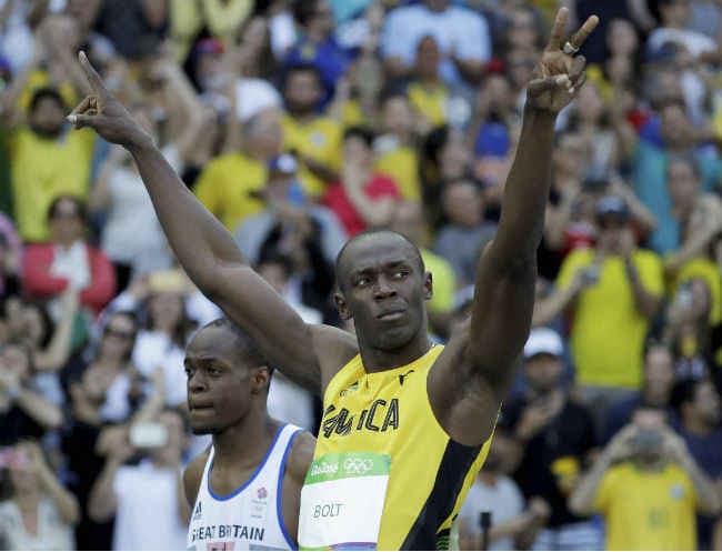 रियो 2016 : बोल्ट ने 100 मीटर में हैट्रिक बनाकर रचा इतिहास