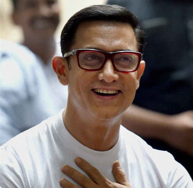 ‘ठग'' पर आमिर खान की साधी चुप्पी लेकिन करना चाहते हैं बिग बी के संग काम