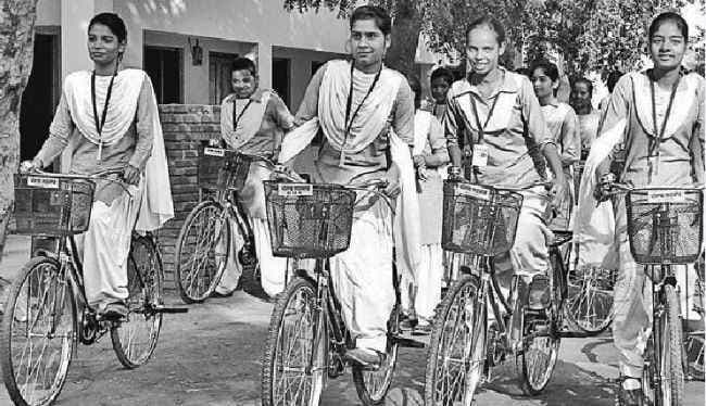 आजादी की राह पर...