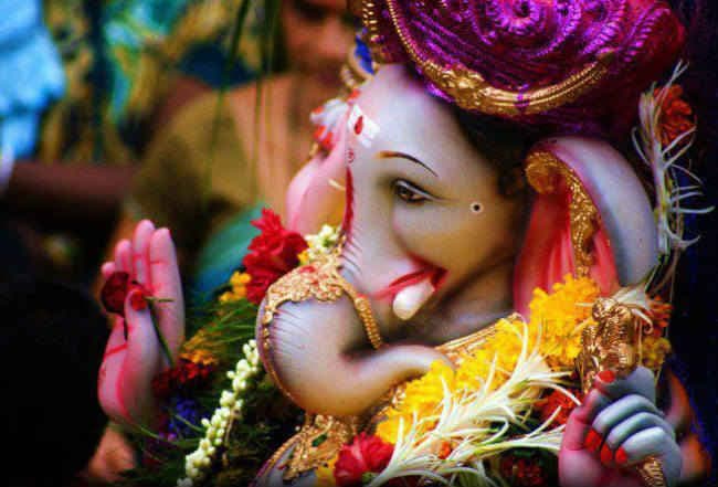 श्री गणेश की पूजा से सांसारिक बाधाओं से मिलती है मुक्ति