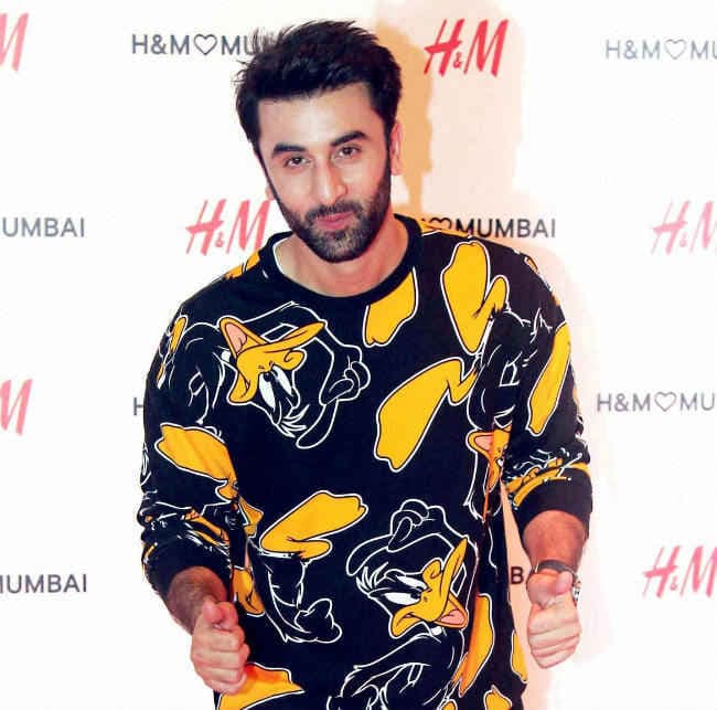 चोरी-छिपे सोशल मीडिया का इस्‍तेमाल करते हैं रणबीर कपूर