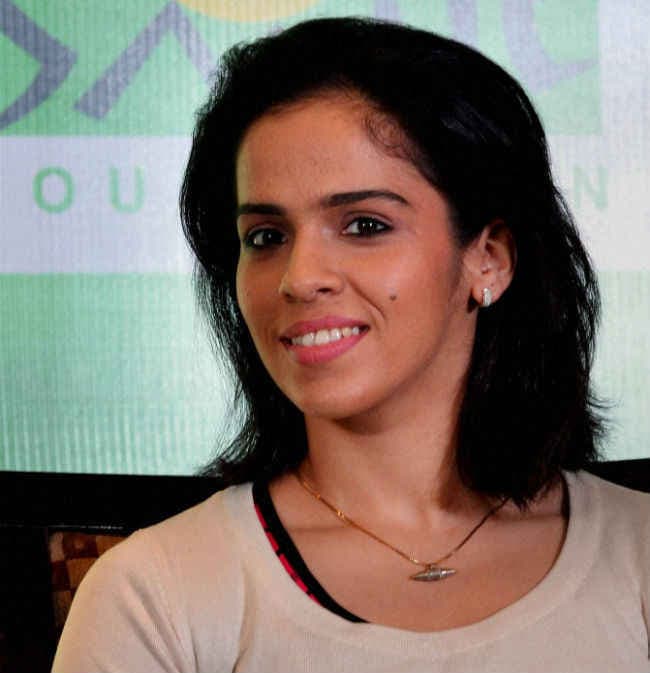 साइना ने करायी घुटने की सर्जरी, तीन माह तक कोर्ट से रहेंगी दूर