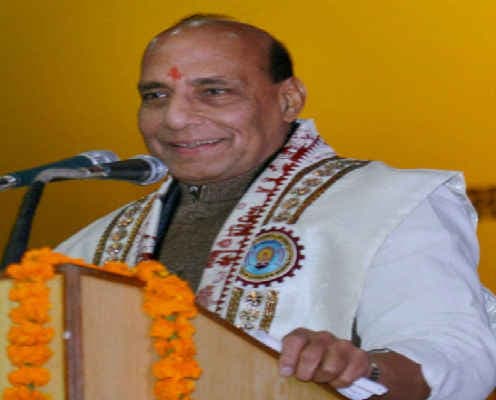 राजनाथ ने कश्मीर में अशांति के लिए पाकिस्तान पर निशाना साधा