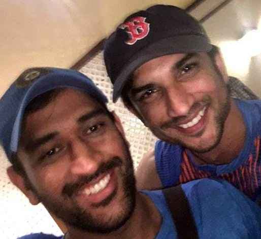 सुशांत को अपनी भूमिका निभाता देख दंग रह गये धौनी