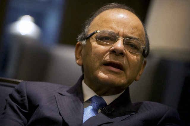 उर्जित पटेल को जेटली ने दी बधाई, आरबीआइ का सफल नेतृत्व की जतायी उम्मीद