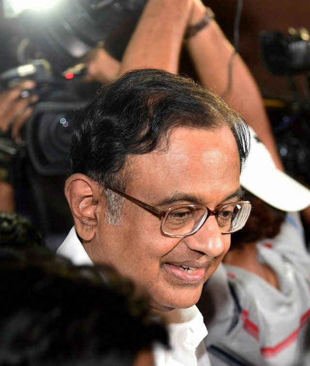 चिदंबरम ने एक सर्वदलीय शिष्टमंडल को जम्मू-कश्मीर भेजने की वकालत की