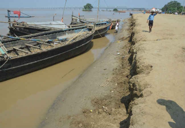 बिहार में बाढ़ से 4 और लोगों की मौत, 34.69 लाख आबादी प्रभावित