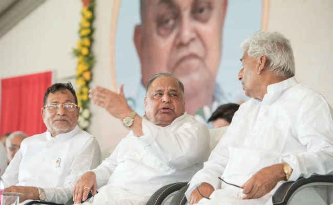 फिर बोले मुलायम, अयोध्या में गोली चलवाना देशहित में था