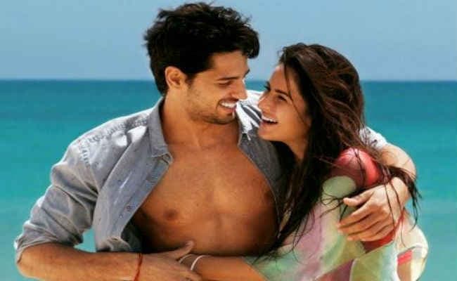 ‘बार बार देखो'' पर सेंसर बोर्ड की तीखी नजर, इन दृश्‍यों पर चलाई कैंची