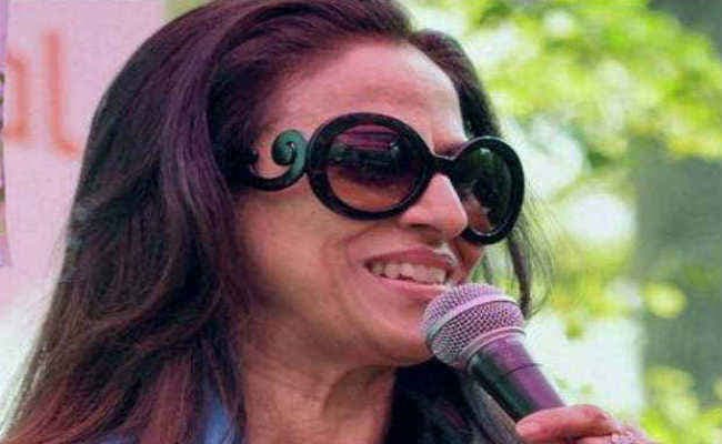 रियो सेल्‍फी विवाद के बाद शोभा डे का सचिन तेंदुलकर के BMW पर निशाना