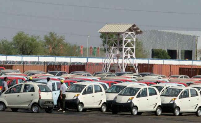 सुप्रीम कोर्ट ने कहा टाटा लौटाये सिंगूर के किसानों की जमीन, उत्साहित ममता बोलीं बनायेंगे व्यवस्था