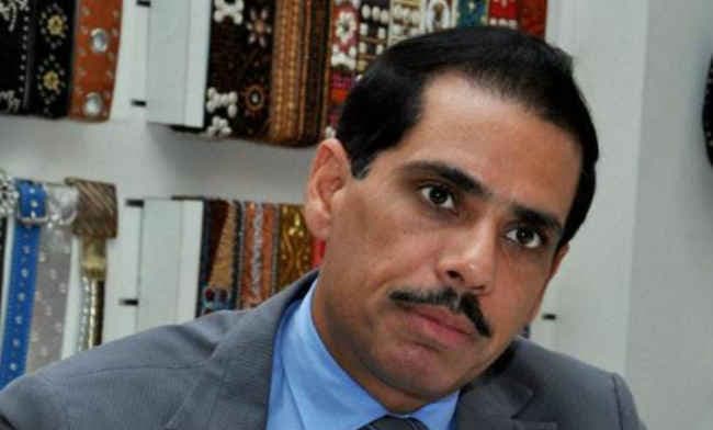 हरियाणा सरकार-रॉबर्ट वाड्रा लैंड डील : जस्टिस ढींगरा ने खट्टर को साैंपी रिपोर्ट