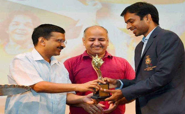 सुपर कोच गोपीचंद की सेवायें ले सकती है केजरी सरकार