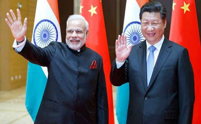 कश्मीर पर चीन ने खड़े किये हाथ कहा, भारत- पाकिस्तान मिलकर निकालें समाधान